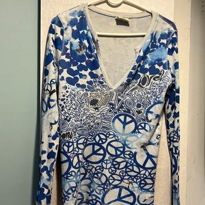 Lucky Brand lightweight thermal long sleeve v neck tee